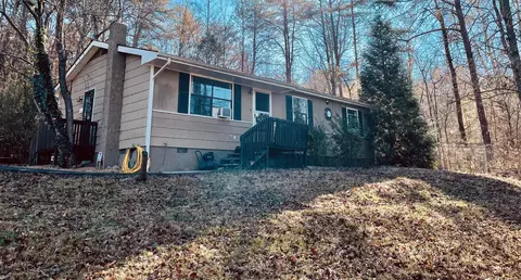 6740 Creek Rd, Wildwood, GA 30757