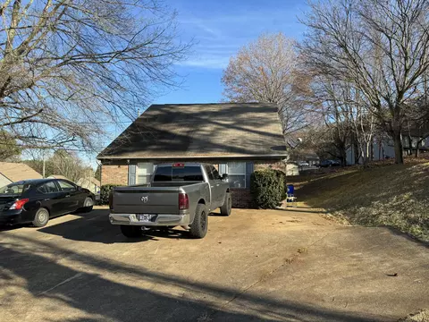 725 NE Weeks Dr UNIT 1, Cleveland, TN 37312