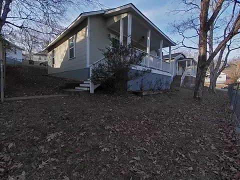 3825 Dixie Cir, Lupton City, TN 37351