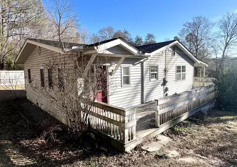 1977 Johnson Rd, Chickamauga, GA 30707