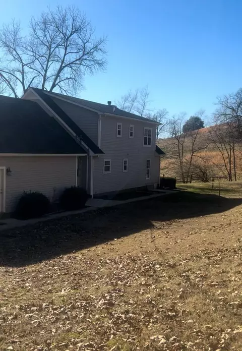 956 Briar Patch Rd, Prospect, TN 38477 photo 2