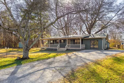 212 Pine St, Soddy Daisy, TN 37379