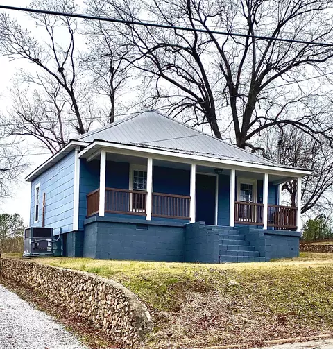 1304 N Jackson St, Athens, TN 37303