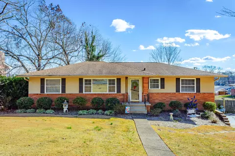 922 Belvoir Hills Cir, East Ridge, TN 37412