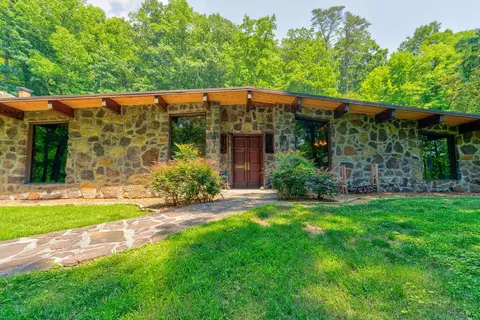14509 Alabama Hwy, Rock Spring, GA 30739