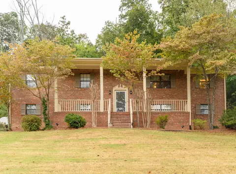 2407 Haven Cove Ln, Chattanooga, TN 37421