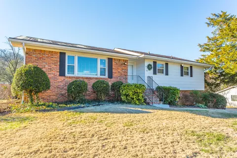 606 Spring Valley Ln, Chattanooga, TN 37415