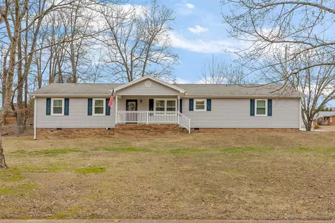 150 Berry Dr, Ringgold, GA 30736