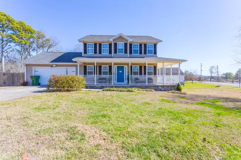 136 Lake Shore Dr, Chatsworth, GA 30705