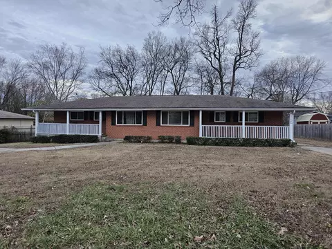 1154 W State Line Rd, Rossville, GA 30741