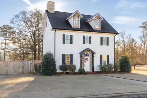 8 Terry St, Chatsworth, GA 30705