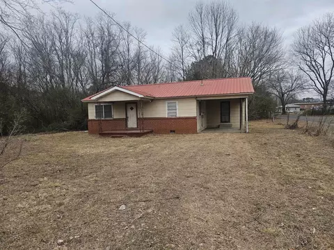 301 High Rd, Stevenson, AL 35772
