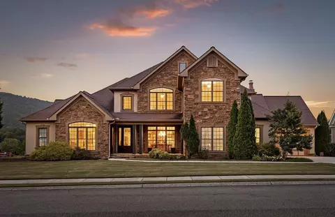 468 Magnolia Vale Dr, Chattanooga, TN 37419