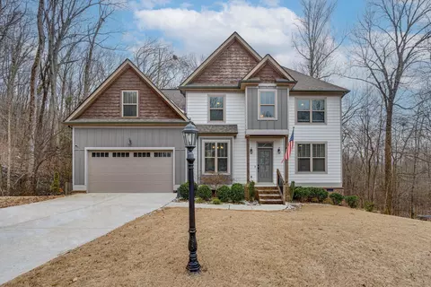 7220 Neville Dr, Ooltewah, TN 37363