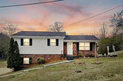 3310 SE Archer Ln, Cleveland, TN 37323