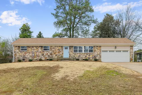 4730 Briarwood Dr, Chattanooga, TN 37416