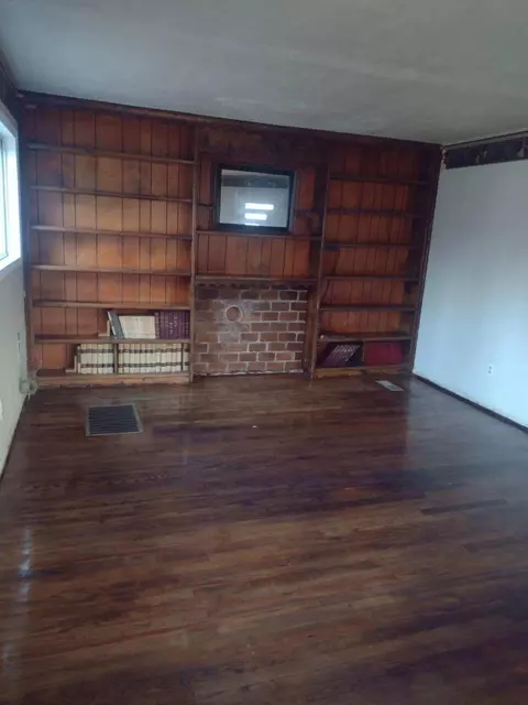 340 Ra Griffith Hwy, Jasper, TN 37347 photo 3