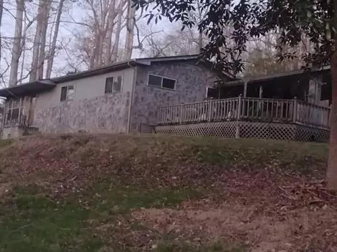 340 Ra Griffith Hwy, Jasper, TN 37347