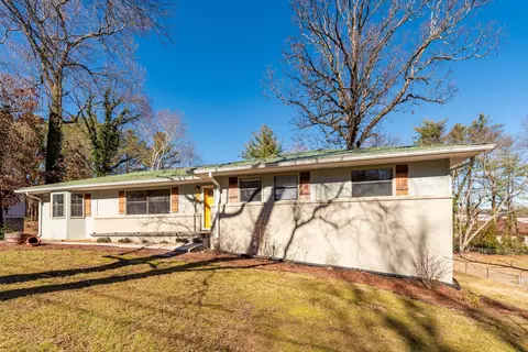 1115 Clermont Dr, Chattanooga, TN 37415
