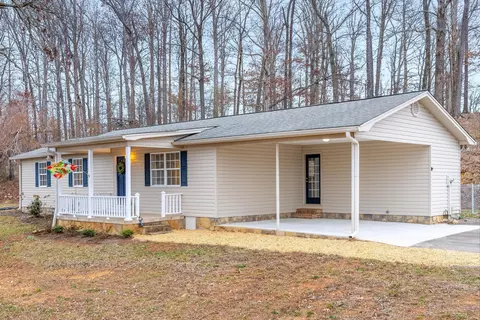 856 NE Julian Rd, Cleveland, TN 37323