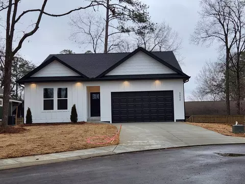 3206 NW Parkstone Pl, Cleveland, TN 37312