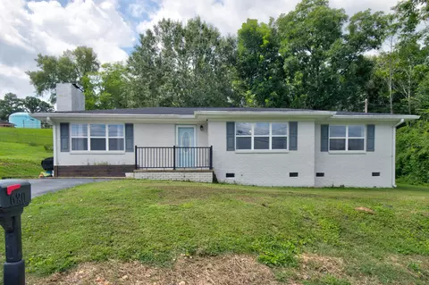 680 E Maryland Ave, Whitwell, TN 37397