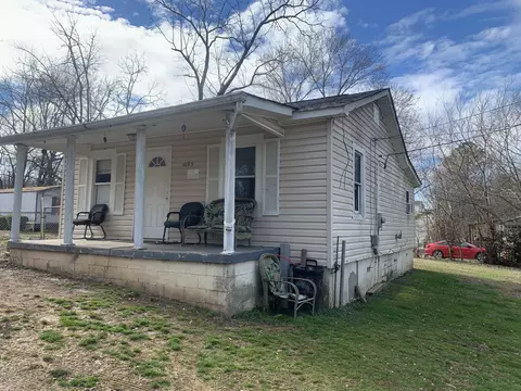 1095 NE 2nd St, Cleveland, TN 37311