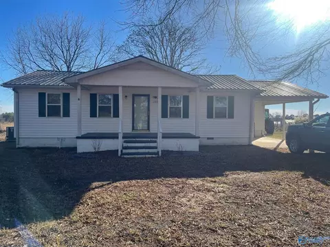 1182 Culver Rd, Fort Payne, AL 35968