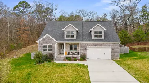 Exterior - 792 Soaring Eagle Cir, Hixson, TN 37343 photo 2 of 9