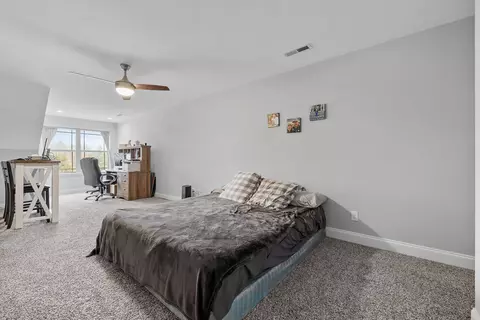 Bedroom - 792 Soaring Eagle Cir, Hixson, TN 37343 photo 3 of 6