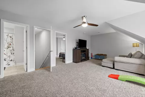 Living - 792 Soaring Eagle Cir, Hixson, TN 37343 photo 4 of 4
