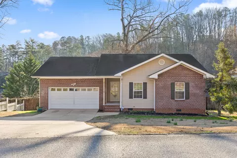 738 S Seminole Dr, Chattanooga, TN 37412