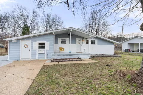 2106 Bartow Ln, Hixson, TN 37343