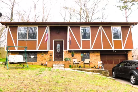 1608 Wendy Cir, Soddy Daisy, TN 37379