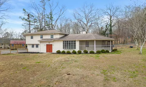 10729 Hixson Pike, Soddy Daisy, TN 37379