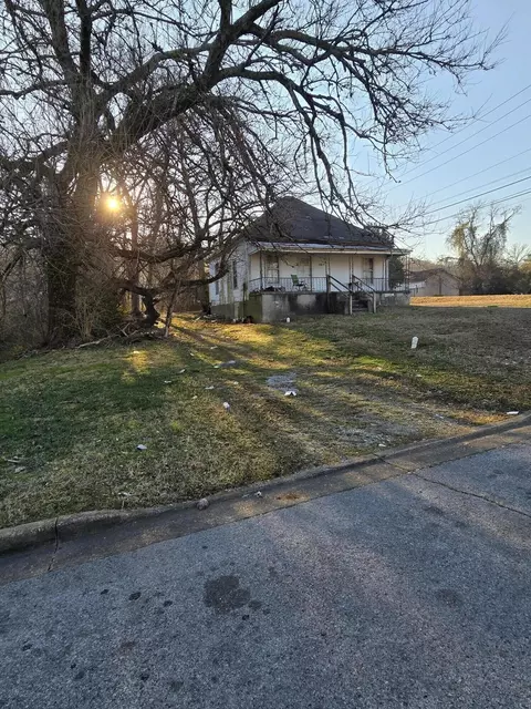 1500 Arlington Ave #1&2, Chattanooga, TN 37406