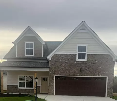 1017 Silverpine Dr, Chattanooga, TN 37421