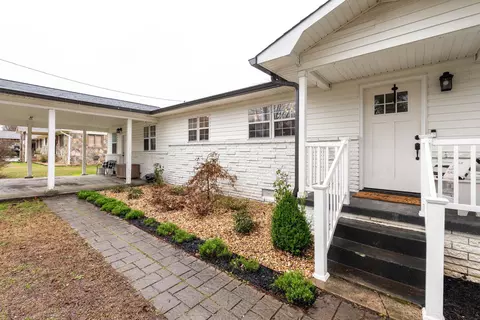120 NE Gale Dr, Cleveland, TN 37312