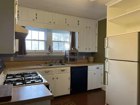 8201 Iris Rd, Chattanooga, TN 37421 photo 3