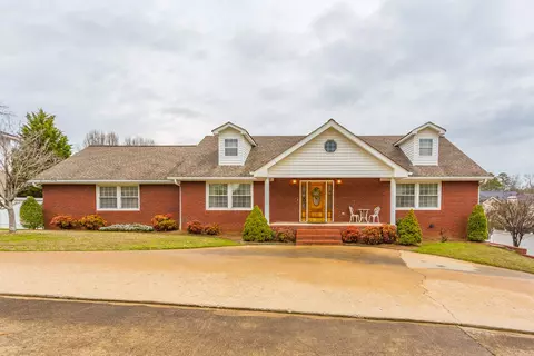 7415 Summertown Ct, Chattanooga, TN 37421
