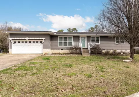 473 Williams Dr, Chattanooga, TN 37421