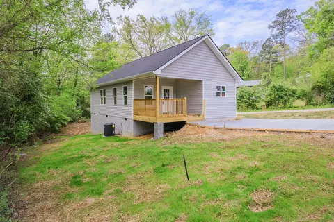 209 Park St, Lafayette, GA 30728