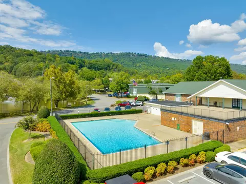 900 Mountain Creek Rd #T 394, Chattanooga, TN 37405