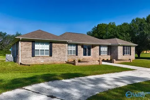 144 Strong Mill Rd, Meridianville, AL 35759