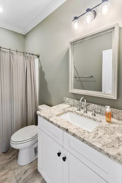 Bath - 4194 Barnsley Loop, Ooltewah, TN 37363 photo 12 of 14