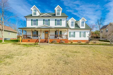 2084 Peterson Dr, Chattanooga, TN 37421