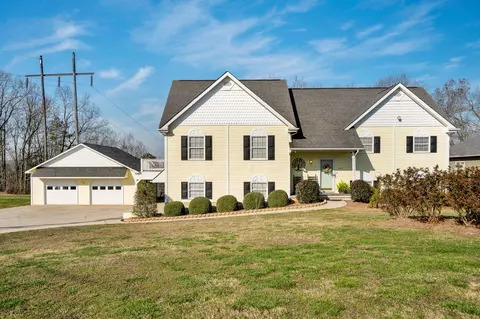 489 Lennox Way, Rocky Face, GA 30740