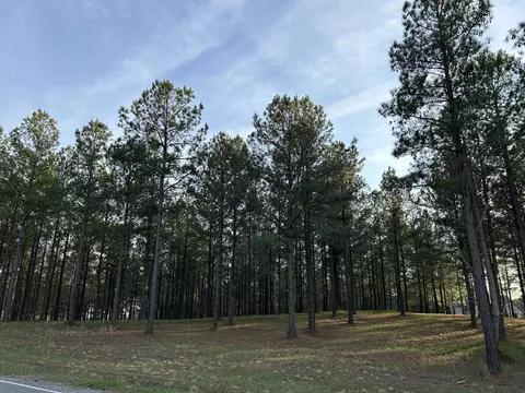 362 Cumberland Cir #SV-352, Jasper, TN 37347
