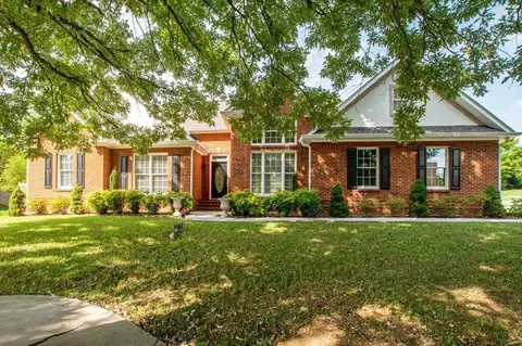 2043 NW Greenfield Ave, Cleveland, TN 37312