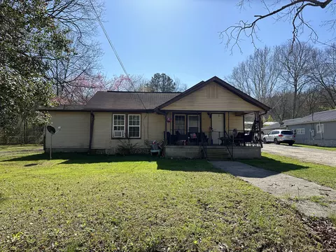 709 Foster Mill Dr, Lafayette, GA 30728